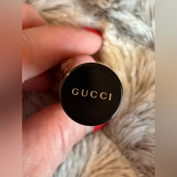 Gucci Glow & Care Shine Lipstick, NWOB - Picture 5 of 5